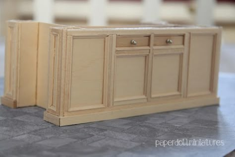 Diy Dollhouse Kitchen How To Make, Mini Kitchen Diy Doll Houses, 1/24 Scale Dollhouse Furniture Diy, Dollhouse Plans 1:12, Dollhouse Design, Dollhouse Miniatures Kitchen, Doll Furniture Diy, Miniature Dollhouse Furniture, Dollhouse Kitchens 1:12