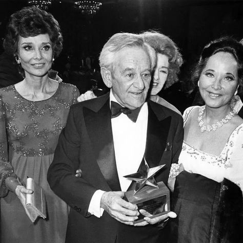 Audrey Hepburn on Instagram: "William Wyler, Audrey Hepburn and Merle Oberon at the American Film Institute Life Achievement Award evening, March 1976 #AudreyHepburn #WilliamWyler #MerleOberon #AFI" Merle Oberon, William Wyler, Movie Directors, Film Institute, Steven Spielberg, The Old Days, Audrey Hepburn, Old Things, In This Moment