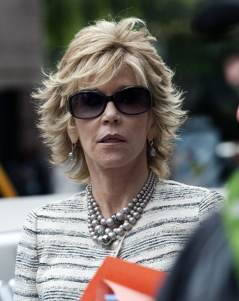 pinterest jane fonda hair | Jane Fonda Shag Hairstyles Lisa Rinna Haircut, Jane Fonda Hairstyles, Flippy Hair, Red Hair Inspiration, Short Shaggy Haircuts, Short Shag Hairstyles, Shoulder Hair, Shag Hairstyles, Hair Flip