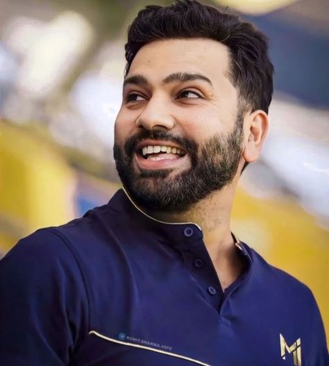 Rohit Sharma Smile, I Love Cricket Images, Cricket Images, Beautiful Pencil Sketches, Indian Cricketers, Ab De Villiers Photo, Ram Sita, Cricket Poster, Dhoni Photos