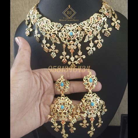 DM #9581346434 to place order Customise your jewellery with us Hyderabadi Jewellery, Jadau Necklace, Hyderabadi Jewelry, Jadau Jewellery, Rani Haar, Heritage Jewellery, Set Earrings, Pendent Necklace, Finger Rings