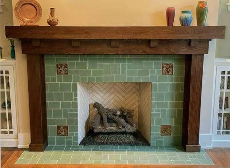 Fireplace Craftsman, Subway Tile Fireplace, Arts And Crafts Fireplace, Craftsman Interior Design, Craftsman Remodel, Fireplace Backsplash, Craftsman Fireplace, Craftsman Tile, Arts And Crafts Tile