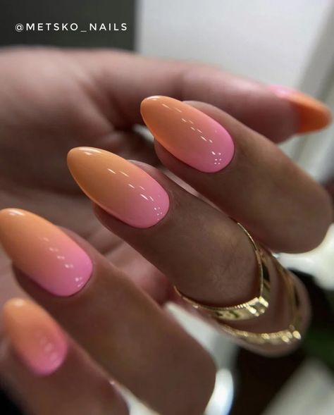 Metsko Nails, Ombre Nail Polish, Purple Ombre Nails, Paris Nails, August Nails, Peach Nails, Hello Nails, Pink Ombre Nails, Ombre Nails Glitter