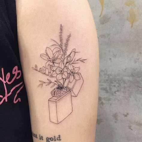 Warlock Tattoo, Lighter Tattoo, Sister Tats, Snow Tattoo, Artsy Tattoos, Animal Skull, Classy Tattoos, Line Art Tattoos, Memorial Tattoos