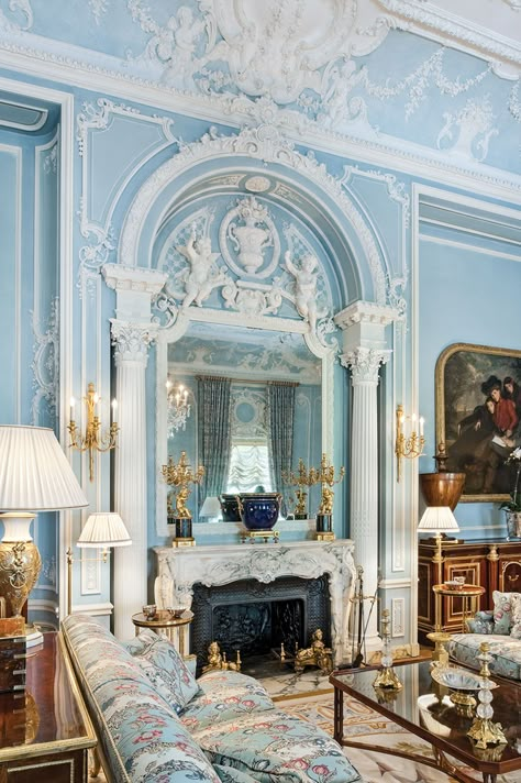 Architecture Baroque, Royal Core, Palace Interior, Castle Aesthetic, Opulent Interiors, Baroque Architecture, French Chateau, Princess Aesthetic, Classic Interior