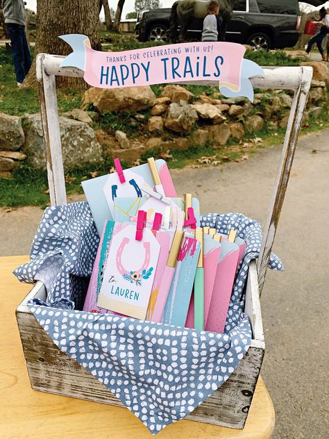 Horse Birthday Party Food, Horse Party Food, Horseback Riding Birthday Party, Horse Party Ideas, Horse Birthday Party Favors, Girl Horse Party, Girl Horse Birthday Party, Horse Theme Birthday Party, Horse Party Decorations