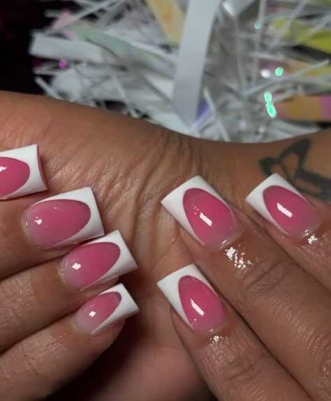 White Tip With Pink Powder Nails, Pink Base With White French Tip, Pink Base White French Tip, French Tip Nails With Pink Base, Pink White French Tip Nails, French Tip Nails Hot Pink, Pink Base French Nails, Pink Powder Nails, Hot Pink French Tip