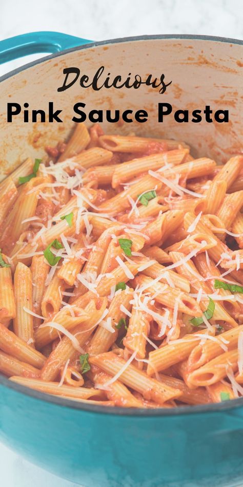 This easy pink sauce pasta recipe is perfect for a quick weeknight dinner. This tomato and cream based sauce (also called rosé sauce) requires 10 ingredients and gets ready in 30 minutes. Veg Pasta Recipes, Veg Dinner Recipes, Pink Sauce Pasta, Pink Sauce, Vegetarian Pasta Recipes, Easy Lunch Recipes, Vegetarian Pasta, Yummy Lunches, Vegetarian Recipes Dinner