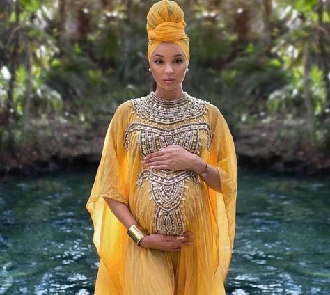 Successful Black Parenting Magazine™ 👶🏾 on Twitter: "This is gorgeous and she is fully clothed. #maternity #maternityshoot #melaninpoppin… "