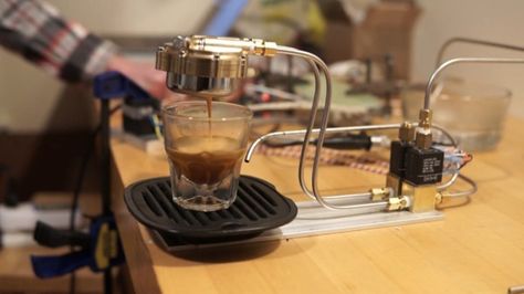 Espresso Machine Diy, Esspresso Machine, Espresso Machine Design, Coffee Machine Design, Drinks Machine, Coffee Images, Espresso Bar, Espresso Machines, Taste Testing