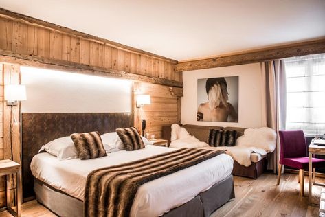 Au Coeur du Village, La Clusaz – Updated 2020 Prices Ski Chalet Bedroom, Chalet Bedroom, Spa Lounge, Michelada, The Dolomites, Swimming Pool Spa, Ski Chalet, Food Fashion, Mountain House