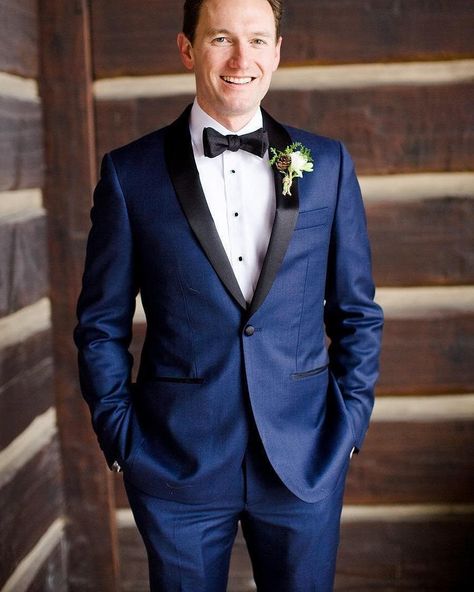 Navy Tux, Navy Tuxedo, Men Suit Wedding, Men Suits Black, Kemeja Denim, Beach Wedding Suits, Blue Tux, Vail Wedding, Navy Tuxedos