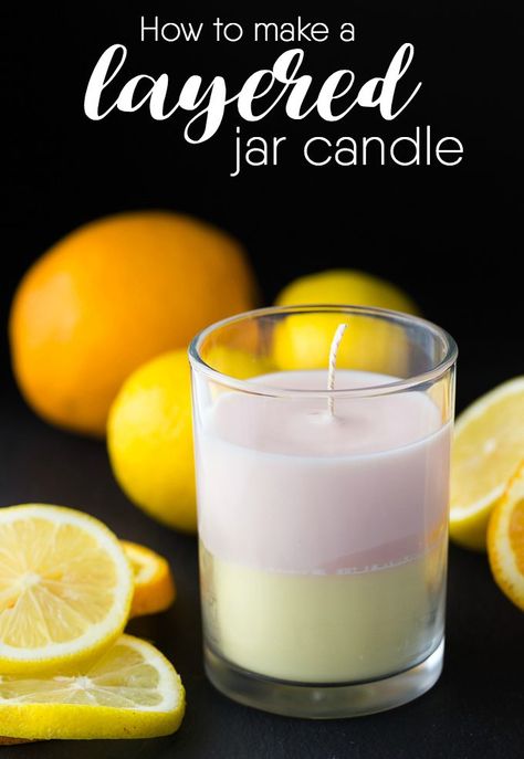 How to Make a Layered Jar Candle - You will not believe how easy it is to make. It makes a wonderful DIY gift! Christmas Gifts Diy Homemade, Diy Gifts In A Jar, Layered Candles, Shake It Up, Gifts In A Jar, Homemade Soy Candles, Diy Scent, Diy Candles Scented, Candle Making Business