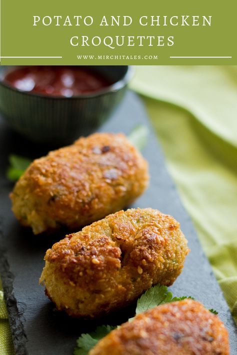 These crispy and crunchy potato and chicken croquettes are made with mashed potato, chicken, capsicum and noodles coated with breadcrumbs to create a delicious fried snack. Snack Appetizers, Chicken Croquettes Recipe, Eid Recipes, Chicken Croquettes, Potato Chicken, Croquettes Recipe, Crunchy Potatoes, Potato Croquettes, Eid Food