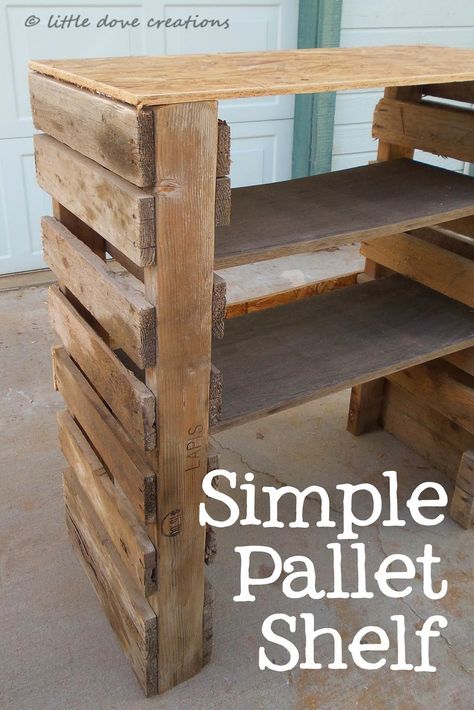 DIY simple pallet shelf. #palletproject #storage #reuse #pallets #diyshelves Storage Pallet Ideas, Pallet Shelf Ideas Garden, Pallet Dresser Diy Easy, 1 Pallet Projects, Bbq Outdoor Area, Kids Sand Table, Cat Highway, Area 2023, Pallet Shelves Diy