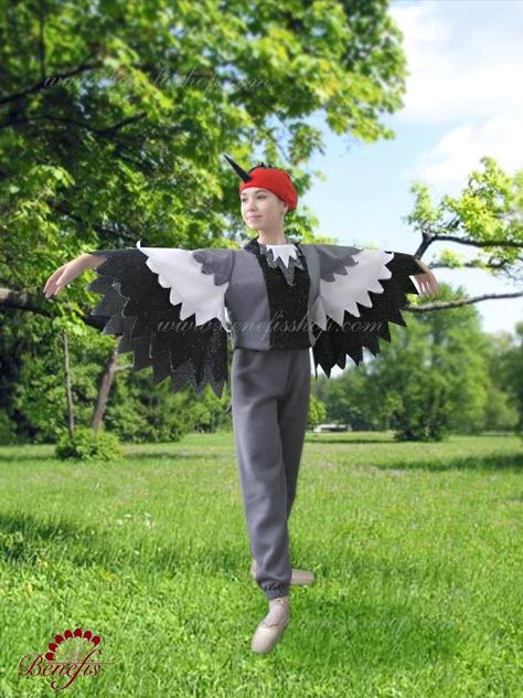 Woodpecker Costume, Jungle Book Party Ideas, Jungle Book Costumes, Book Party Ideas, Jungle Book Party, The Tortoise And The Hare, Tortoise And The Hare, Recycling For Kids, Book Costumes