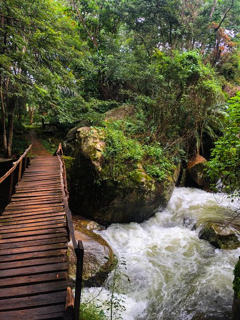 #bridge #aesthetic #instagram #instagood #nature #water Malawi Aesthetic, Zambia Aesthetic, Afrika Aesthetic, Bridge Aesthetic, Malawi Africa, Nature Water, Liberia, Gap Year, Zimbabwe