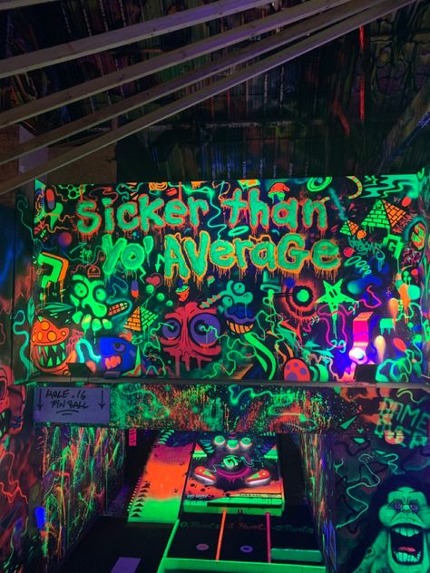 Arcade Graffiti, Cyberpunk Mural, Glow In The Dark Graffiti, Glow In The Dark Graffiti Wall, Neon Graffiti Wall, Meow Wolf, Game Room Design, Safe Travel, Neon Art