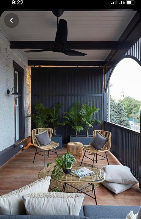 Balcon Mic, Ideas Terraza, Front Verandah, Balcony Design Ideas, Covered Balcony, Terrace Decor, Small Balcony Design, Pergola Design, Balcony Furniture