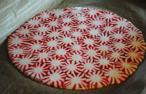 Starlight Mint Platter Starlight Mints, Peppermint Ornament, Gingerbread Family, Cake Base, Cookies For Santa, Holiday Craft, Craft Corner, Family Party, Christmas Candy Cane