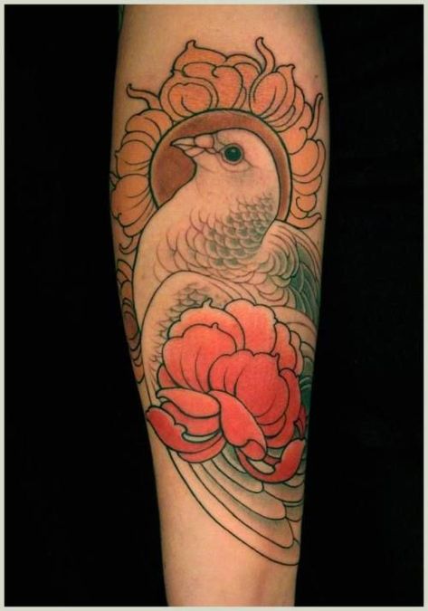 Tattoo Dove, Cosmic Tattoos, Best Tattoos Ideas, Pigeon Tattoo, Wrist Tatoo, Chicken Tattoo, Cosmic Tattoo, Ma Tattoo, Worlds Best Tattoos