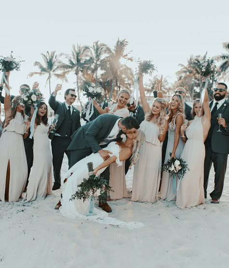 Beach Wedding Pictures Bridal Party, Beach Wedding Bridesmaid And Groomsmen, Beach Wedding Wedding Party, Bridal Party Beach Wedding, Destination Wedding Pictures, Destination Wedding Photo Ideas, Beach Wedding Photo Ideas Bridal Parties, Beach Wedding Family Photos Group Shots, Beach Wedding Photography Bridal Party