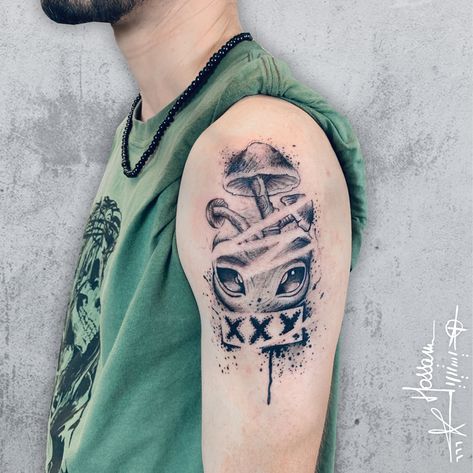 Hysteria Tattoo, Graphic Tattoos, Amsterdam Tattoo, Mushroom Tattoos, C Tattoo, Alien Tattoo, Just Ink, Watercolor Graphic, First Tattoo