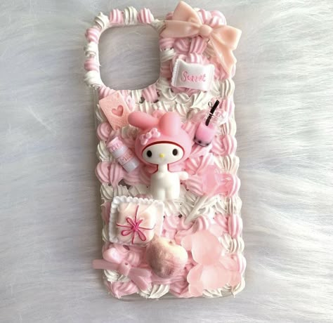 My Melody Decoden Case, Whipped Cream Phone Case, Cream Glue Phone Case Ideas, Decoden Phone Case Pink, Deco Phone Cases Whipped Cream, Decoden Phone Case Sanrio, Deco Cream Phone Case, Deco Phone Cases, Braclets Diy