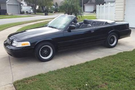 This Guy Chopped The Top And Doors Off This Ford Crown Vic Because Badassness. Way cooler than any cop car out there. Crown Vic, Mercury Marauder, Custom Crown, Modern Cars, Peculiar Children, Ford Crown Victoria, Grand Marquis, Taxi Cab, Crown Victoria