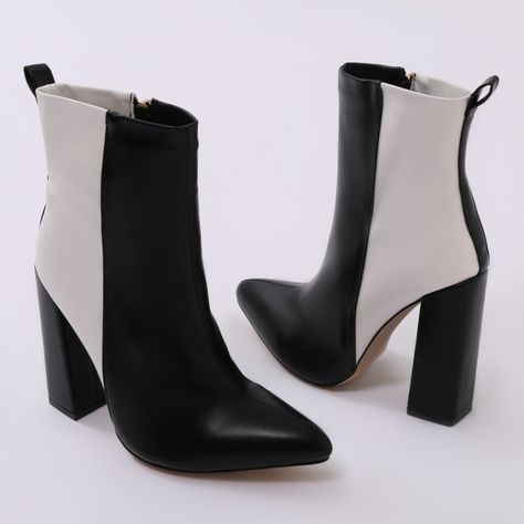 Mode Two-tone Ankle Boots in Black and White Dress With Ankle Boots, Black And White Boots, Brain Storming, Dream Shoe, Designer Ankle Boots, Mr Price, Boots Outfit Ankle, Sandals On Sale, Feet Shoes