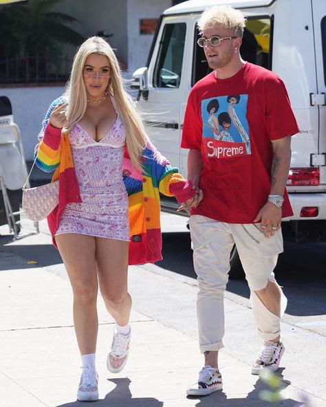 Jake Paul And Tana Mongeau, Tana Mongeau Outfits, Butter Kitchen, Tana Mongeau, Sweet Butter, Colorful Outfits, Logan Paul, Jake Paul, Sherman Oaks