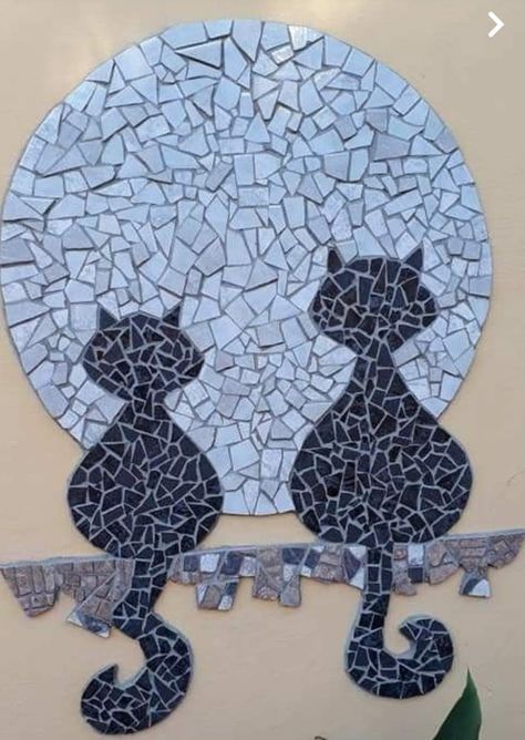 Mosaic Tiles Crafts, Mosaic Art Diy, Mosaic Flower Pots, Mosaic Animals, Mosaic Garden Art, Geometric Shapes Art, Mosaic Art Projects, Mosaic Tile Art, Mosaic Murals