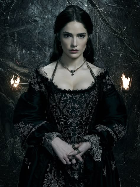 Salem - Season 3 Promo Mary Sibley, Salem Tv Show, Janet Montgomery, Steampunk Mode, Baba Jaga, Devious Maids, Hemlock Grove, Yennefer Of Vengerberg, Gothic Beauty