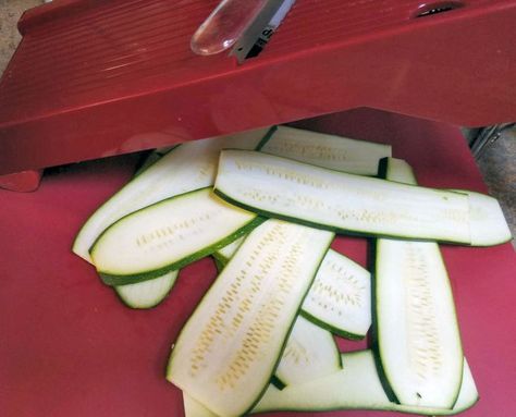 Oven-dried Zucchini (sun-dried zucchini in an oven) – Diane's Food Blog Drying Zucchini, Dried Zucchini, Zucchini In The Oven, Dehydrated Vegetables, Southern Italy, Sun Dried, Summer Sun, The Oven, Hot Summer