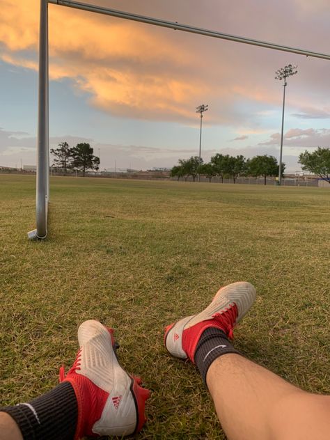 Soccer Men Aesthetic, Soccer Captain Aesthetic, Soccer Aesthetic Men, Red Soccer Aesthetic, Soccer Guy Aesthetic, Mens Soccer Aesthetic, Soccer Icon Aesthetic, Soccer Asethic, Pro Soccer Player Aesthetic