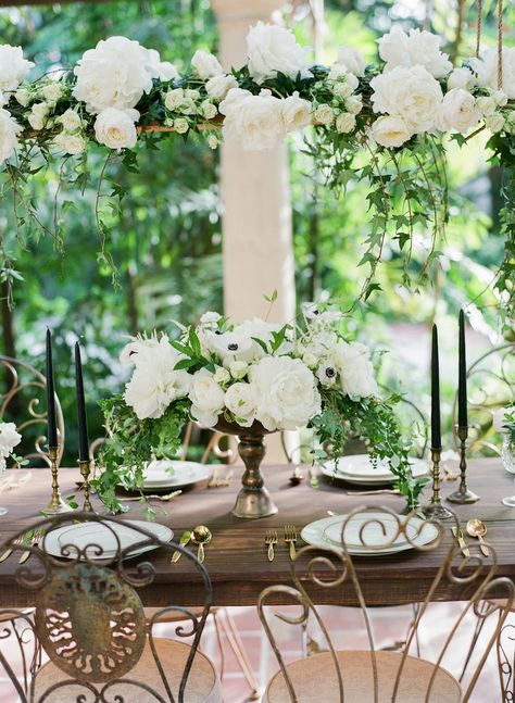 Villa Woodbine, Secret Garden Parties, Vintage Garden Parties, Vintage Garden Wedding, Secret Garden Wedding, Wedding Reception Flowers, Enchanted Wedding, Garden Wedding Inspiration, Theme Color