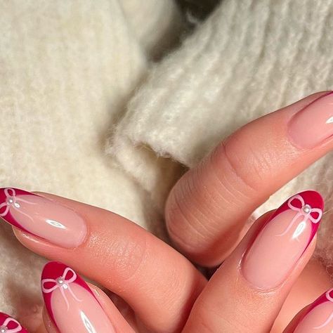 NAILS BY HEATHER on Instagram: "Bows & pearls all season please… 🎀🎀🎀🎀🎀🎀🎀🎀🎀🎀🎀🎀🎀🎀🎀 ad* Hand painted using @the_gelbottle_inc No48 & Marilyn 🩰💞🎀🩰⚡️🪁💄🦩🩰❄️🌸💘🩰" Heather Nails, Bow Nail, The Zoe Report, Minimalist Nails, Prom Nails, Nails Designs, Nails On Fleek, Pink Bow, Nails Inspiration