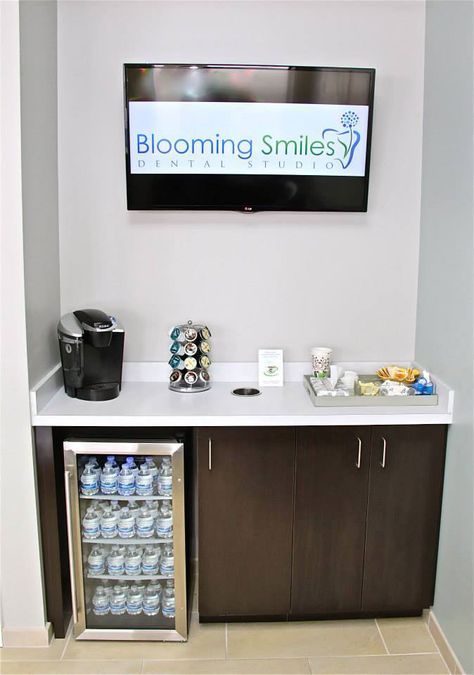 Blooming Smiles Dental Studio Office Tour Bloomingdale IL Office Coffee Station, Office Coffee Bar, Dentist Office Design, Waiting Room Design, Optometry Office, Inmobiliaria Ideas, Medical Office Decor, Dental Office Design Interiors, Office Waiting Rooms