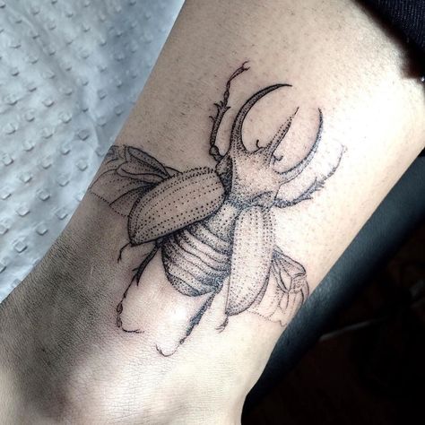 Rhino Beetle Tattoo, Insect Tattoos, Scarab Tattoo, Pointillism Tattoo, Black Beetle, Rhino Beetle, Hercules Beetle, Stick And Poke Tattoo, Beetle Tattoo