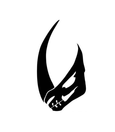 Mandalorian Mudhorn Symbol, Mud Horn Mandalorian Tattoo, Din Jarin Tattoo, Din Djarin Tattoo, Jaig Eyes Tattoo Star Wars, Mandalorian Tattoo Symbols, Mandalorian Signet, Star Wars Tattoo Design, Skyrim Tattoo Ideas