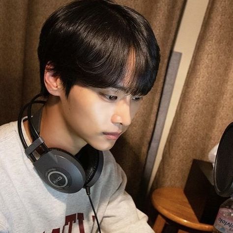 n vixx icon Cha Hakyeon Icon, N Vixx Kpop, Vixx Hakyeon, Farewell Neverland, N Vixx, Jellyfish Entertainment, Money Aesthetic, Old Money Aesthetic, Vixx