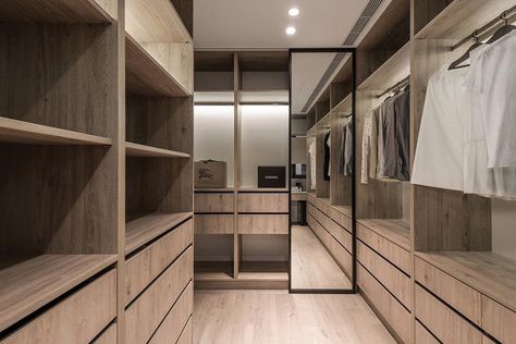 Scandinavian Walk In Wardrobe, Bespoke Bedroom, Walk In Wardrobe Design, Apartment Deco, Bespoke Wardrobe, Walking Closet, Bath Dress, Future Apartment Decor, Future Apartment