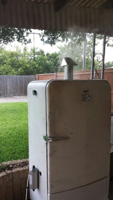 Turn an old fridge into a smoker! | DIY projects for everyone! Smoker Diy, Build A Smoker, Old Fridge, Wood Burner Stove, Smoker Designs, Diy Smoker, Wood Smokers, Outdoor Smoker, Homemade Smoker