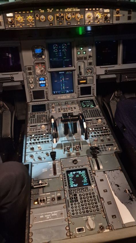 Gonna departure... Cockpit Aesthetic, Airbus Cockpit, Aviation Motivation, Aviation Aesthetic, Pilots Quotes Aviation, Airplane Cockpit, Pilot Career, Pilot Quotes, Future Concept Cars