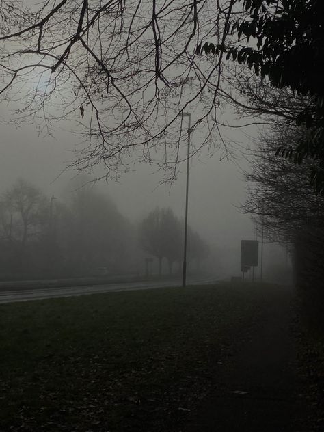 Cold Asethic, Early School Morning Aesthetic, Cold School Morning Aesthetic, 5:00 Am Aesthetic, Dark School Morning, Cold Morning Aesthetic, Gloomy Scenery, Cold Day Aesthetic, Sesame Syrup