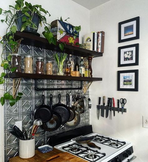 Above The Oven Decor, Over Stove Storage, Wallpaper Behind Stove, Above The Stove Shelf, Shelves Above Oven, Shelves Above Stove Kitchen, Shelf Above Stove Ideas, Above Oven Ideas, Above The Stove Ideas