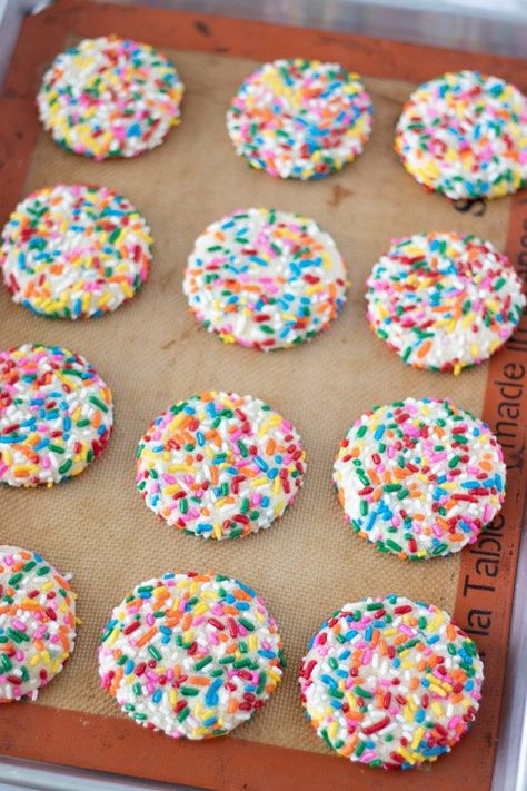 Butter Cookie With Sprinkles, Soft Sprinkle Sugar Cookies, Sprinkle Rolled Cookies, Vanilla Sprinkle Cookies, Best Sprinkle Cookies, Sugar Cookie Sprinkle Recipe, Soft Sprinkle Cookies, Sugar Cookies Rolled In Sprinkles, Sprinkle Butter Cookies