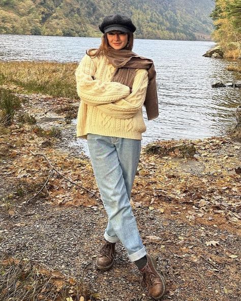 Fiddler Cap Outfit, English Country Outfits Women, Newsboy Hat Outfit, Clog Outfit, Country Outfits Women, Fiddler Cap, Cap Outfit, Country Wear, Cold Outfits