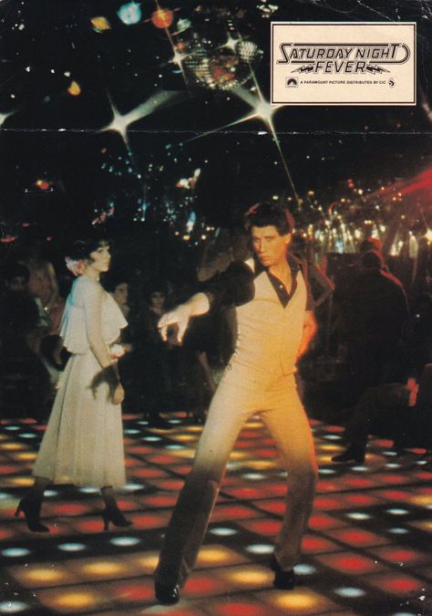 Saturday Night Fever Aesthetic, Saturday Night Fever Movie, Disco Aesthetic, 80s Disco, Disco Night, Disco Club, Italo Disco, Saturday Night Fever, Disco Fever