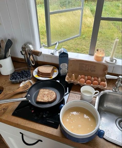 Hearty Breakfast On The Go, Scandinavian Home Aesthetic, Slow Mornings Aesthetic, Swedish Hygge, Slow Morning Aesthetic, 2025vision Board, Slow Living Aesthetic, Countryside Life, Shein Home Decor